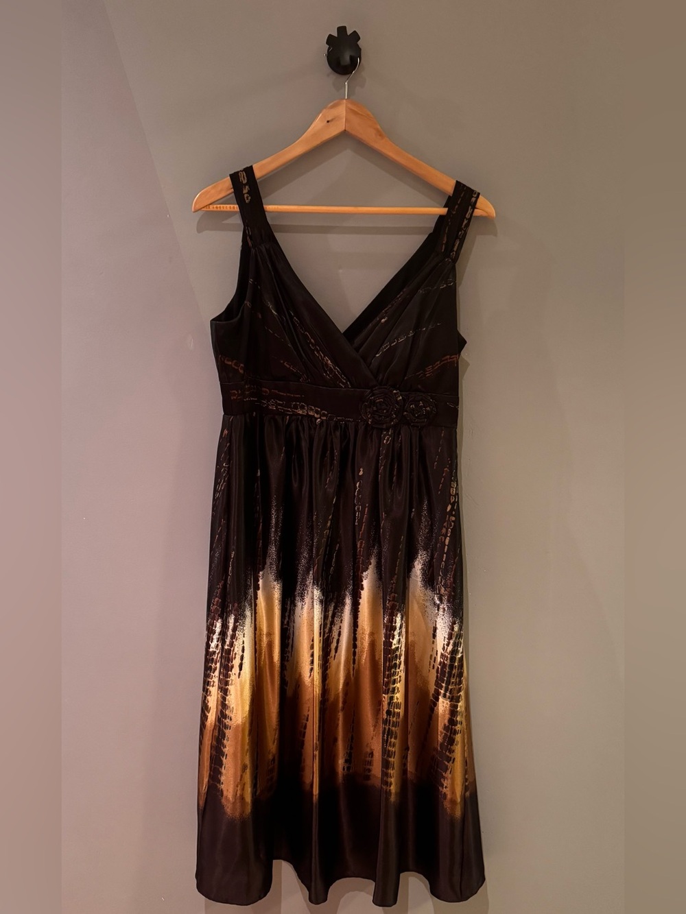 Amanda Lane Black and Gold Ombre Midi Dress